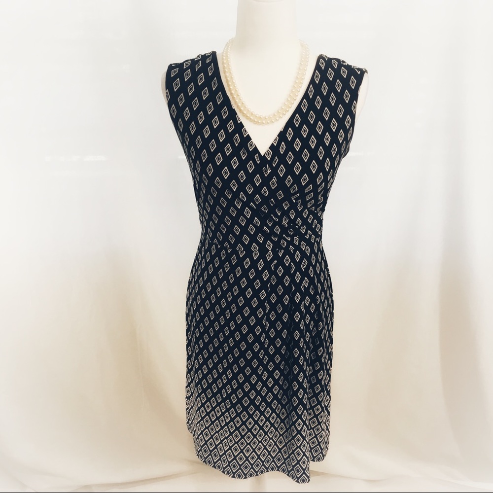 White House Black Market sleeveless dress Size 2